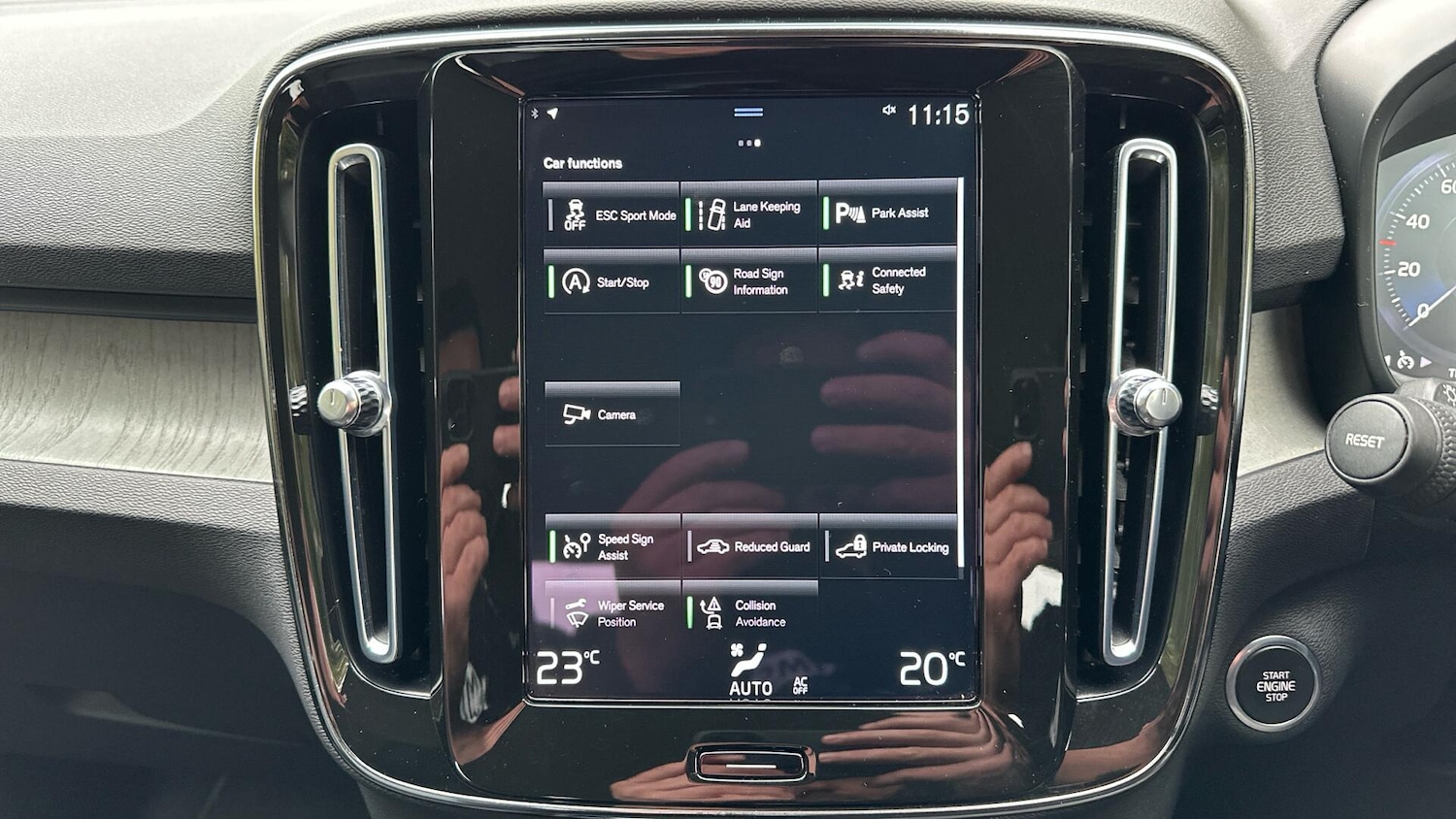 Used Volvo XC40 2021 for sale - 76337775: Photo 33