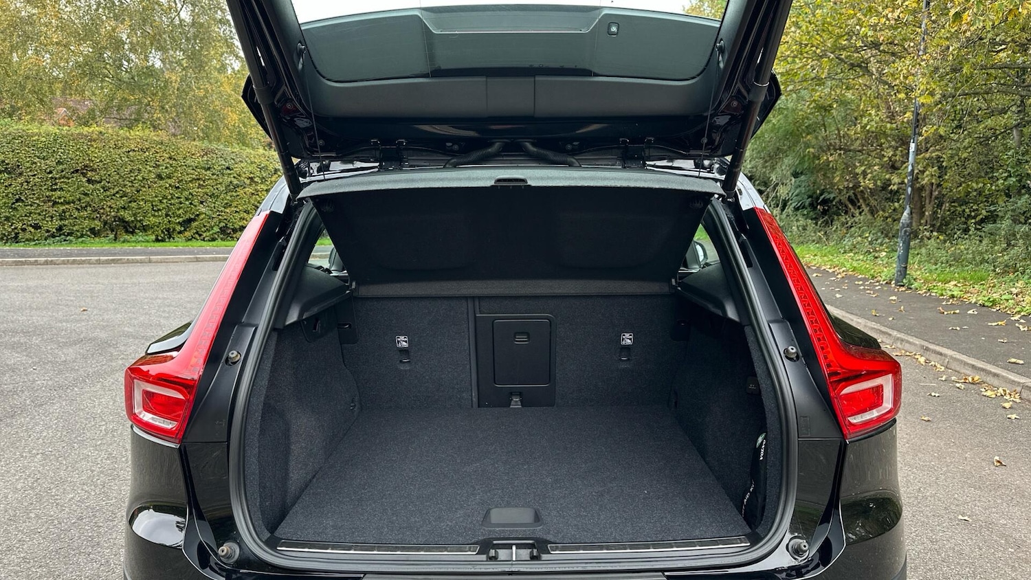 Used Volvo XC40 2021 for sale - 76337775: Photo 42