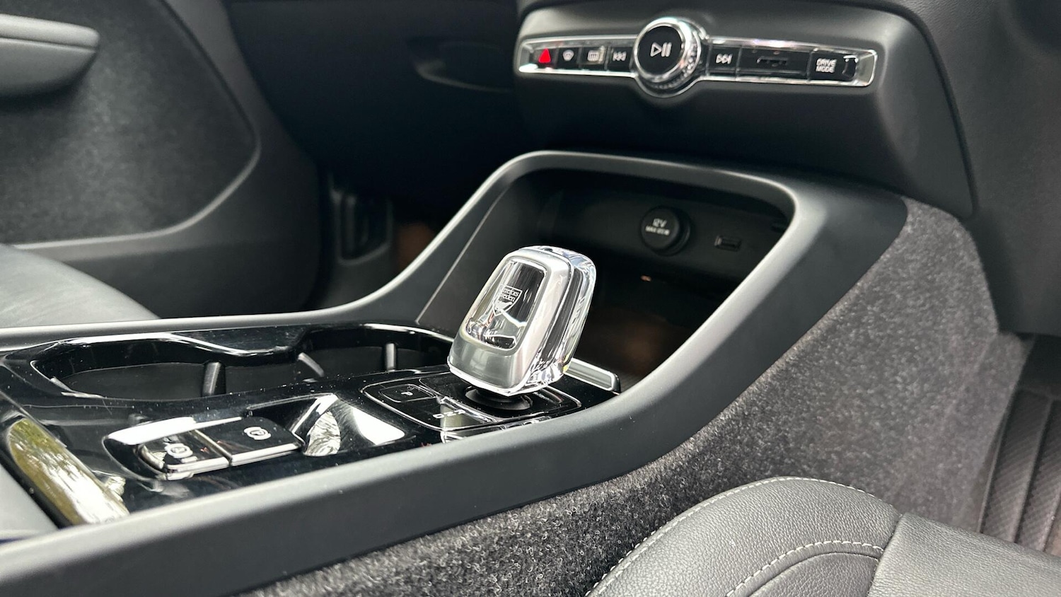 Used Volvo XC40 2021 for sale - 76337775: Photo 47