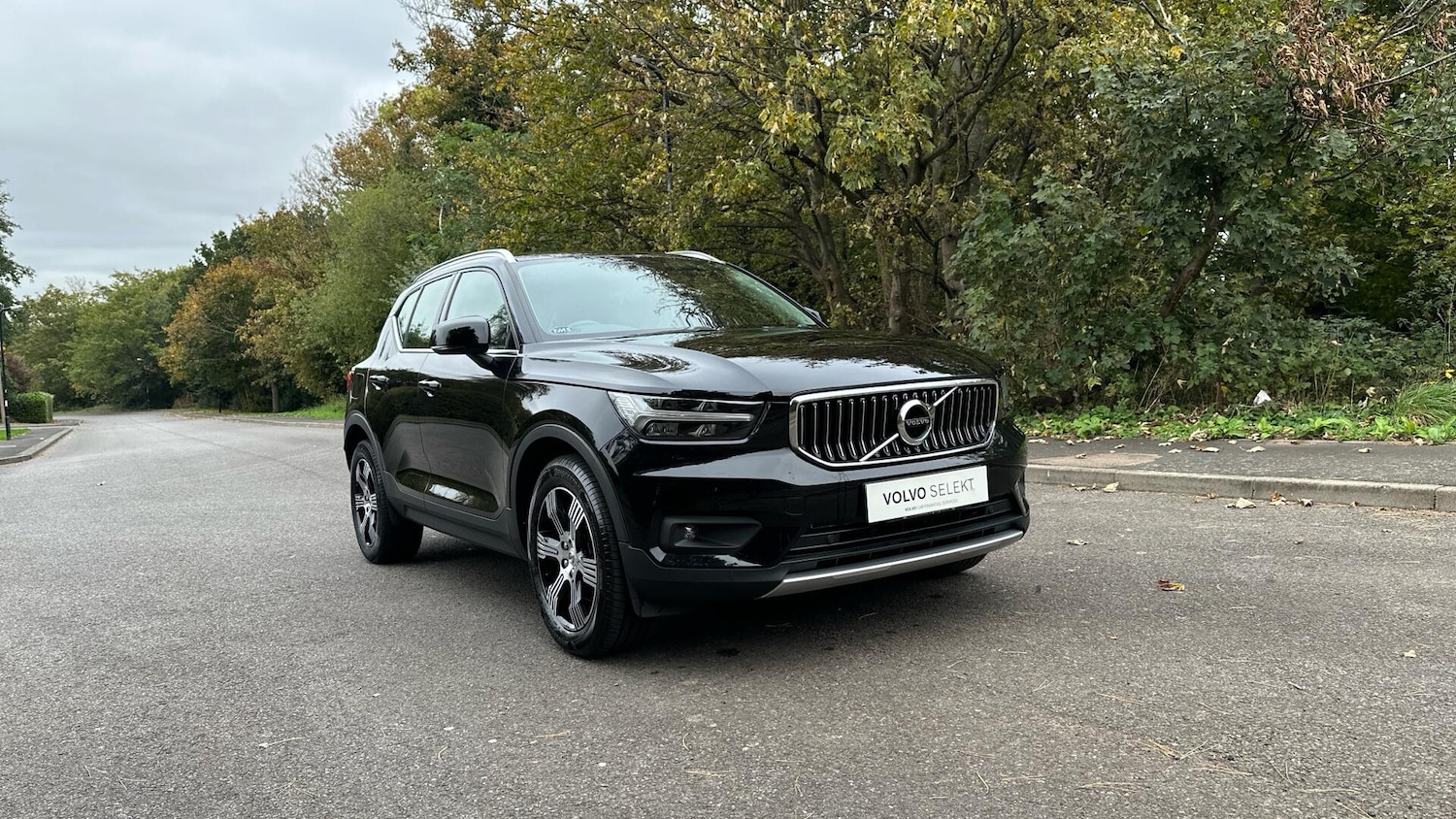 Used Volvo XC40 2021 for sale - 76337775: Photo 5