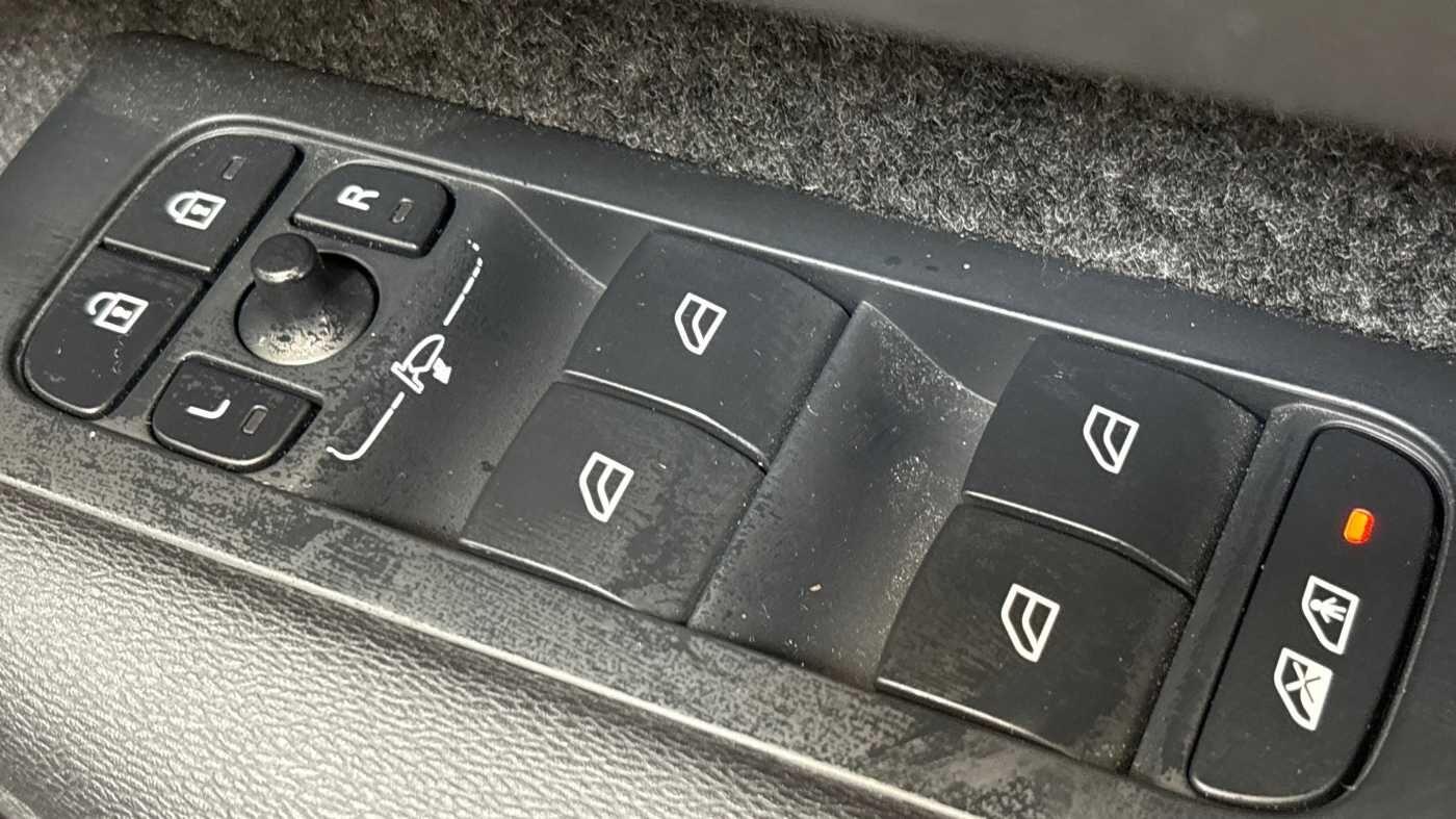 Used Volvo XC40 2022 for sale - 77673000: Photo 24