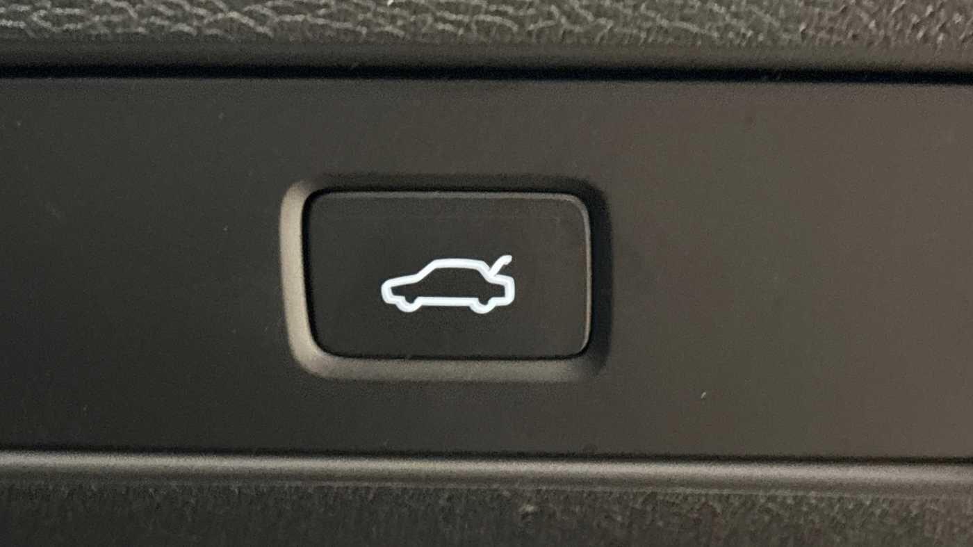 Used Volvo XC40 2022 for sale - 77673000: Photo 29