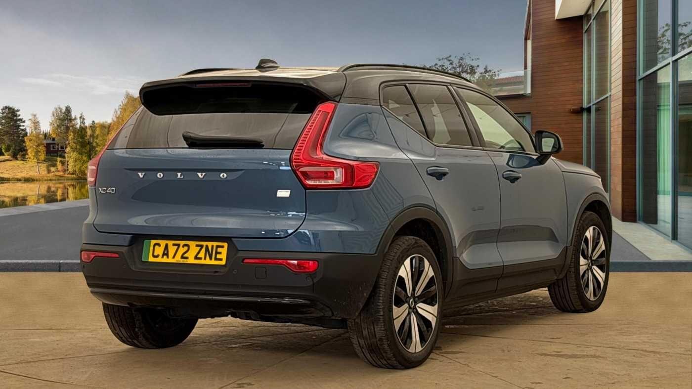 Used Volvo XC40 2022 for sale - 77673000: Photo 3