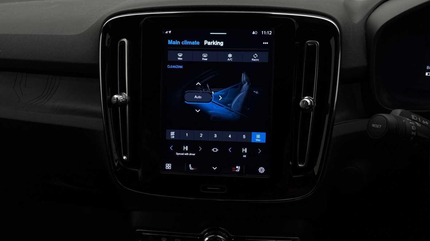 Used Volvo XC40 2022 for sale - 77673000: Photo 38