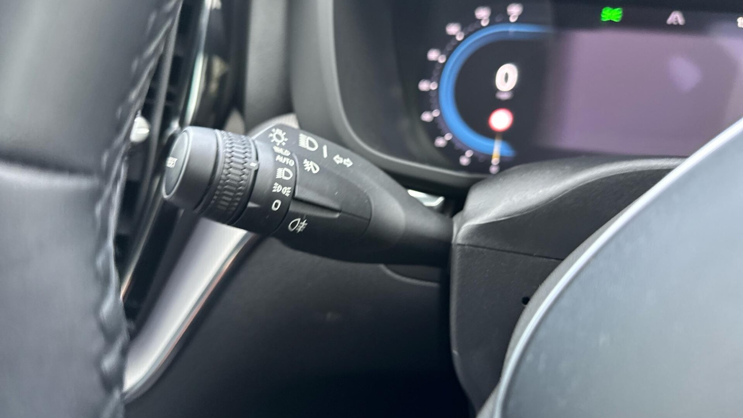 Used Volvo XC60 2022 for sale - 76337501: Photo 20