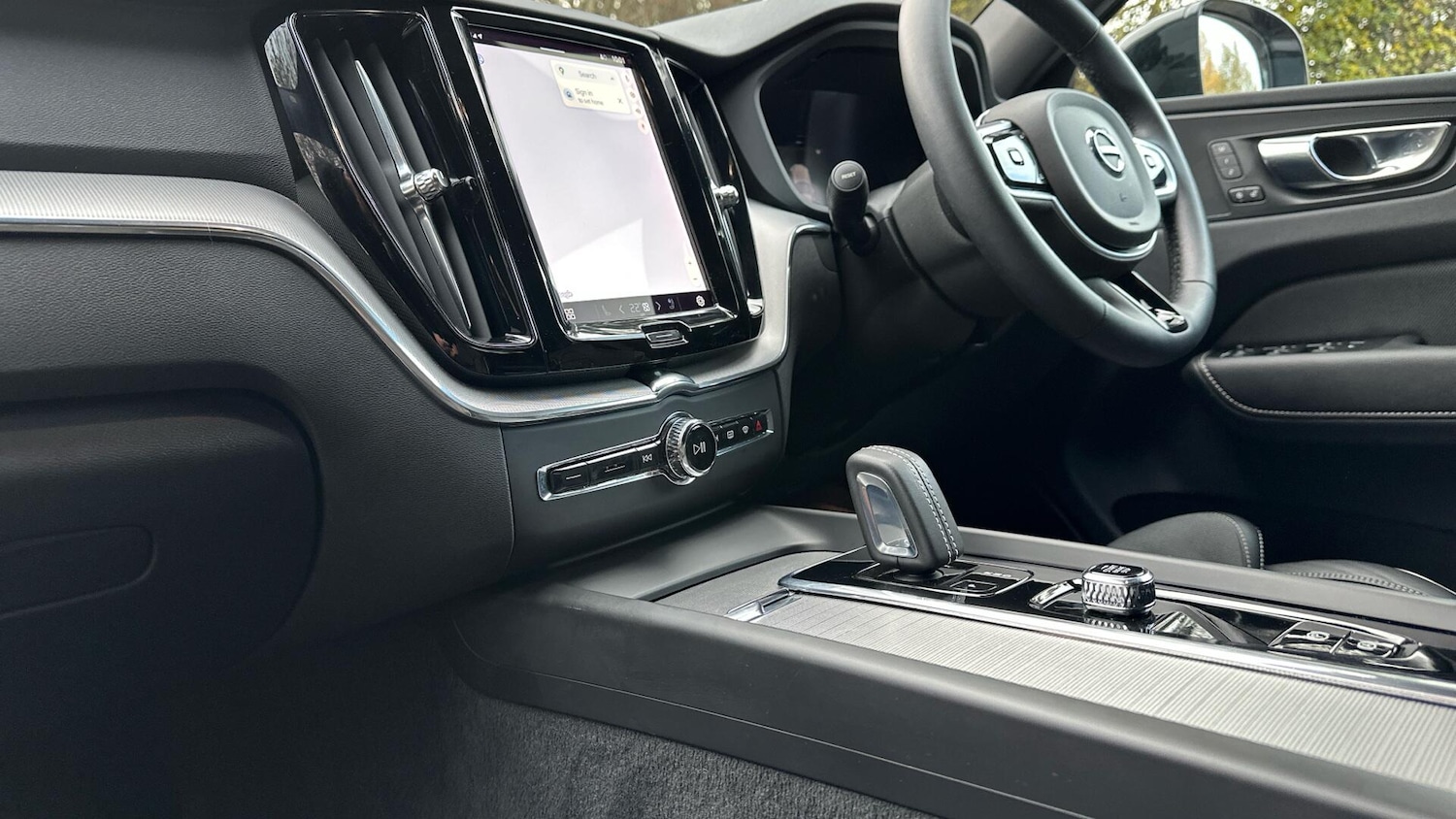 Used Volvo XC60 2022 for sale - 76337501: Photo 39