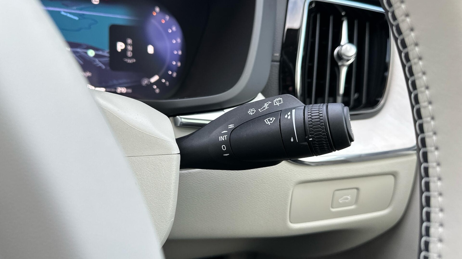 Used Volvo XC60 for sale - 77266808: Photo 23