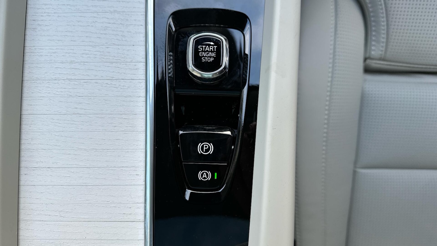 Used Volvo XC60 for sale - 77266808: Photo 27