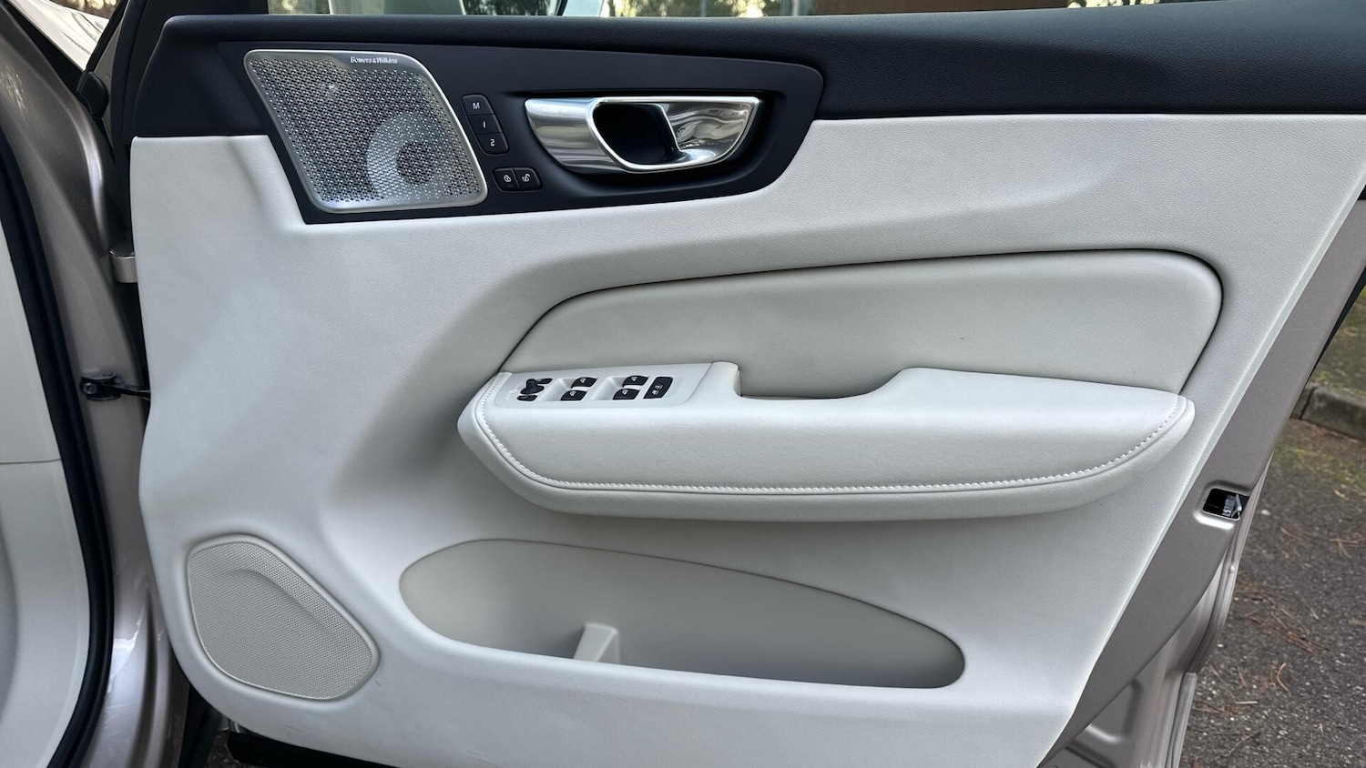 Used Volvo XC60 for sale - 77266808: Photo 29