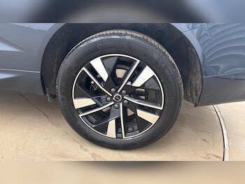 Used Volvo XC60 2025 for sale - 78416376: Photo