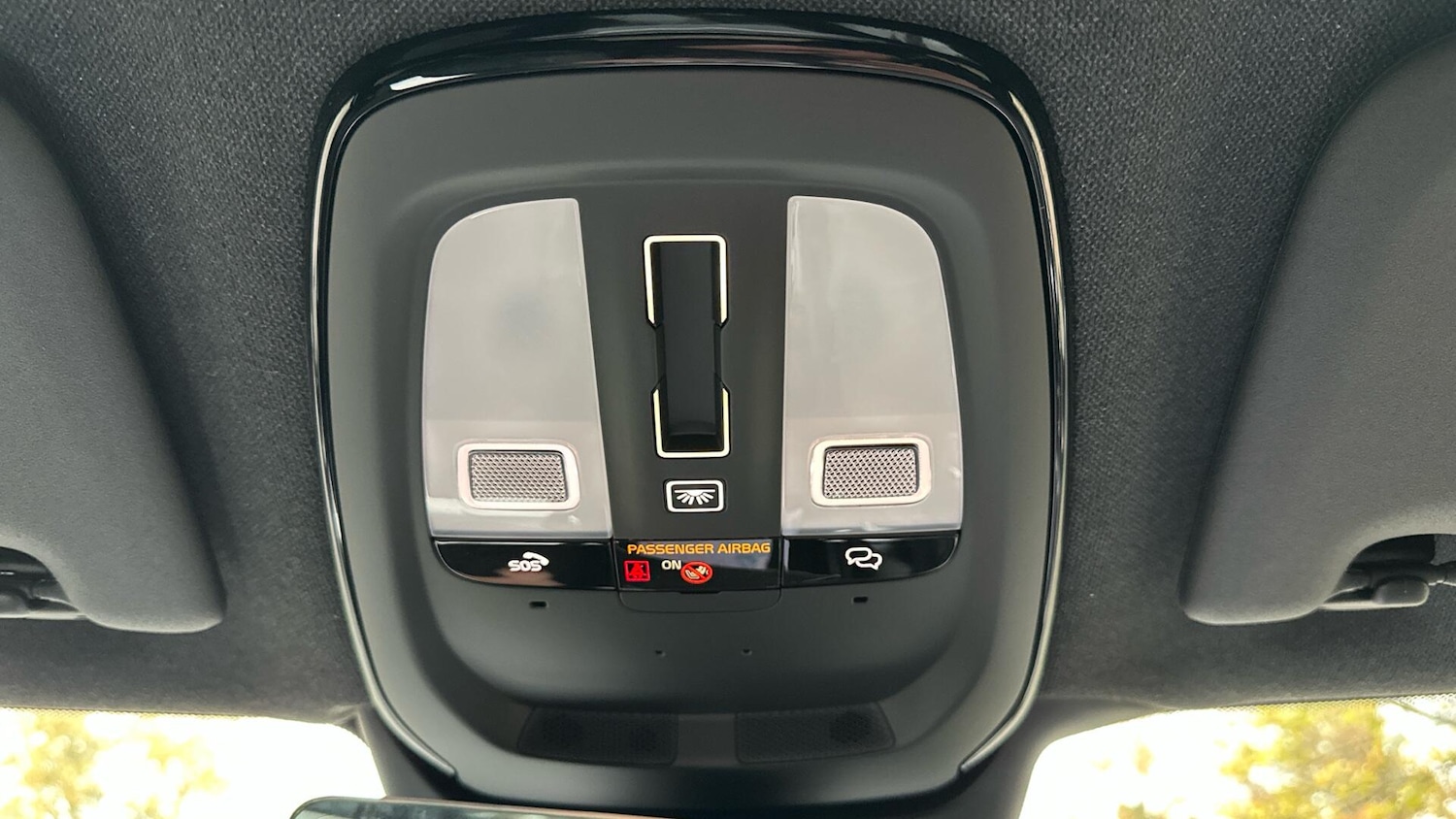 Used Volvo XC40 2025 for sale - 77202482: Photo 25