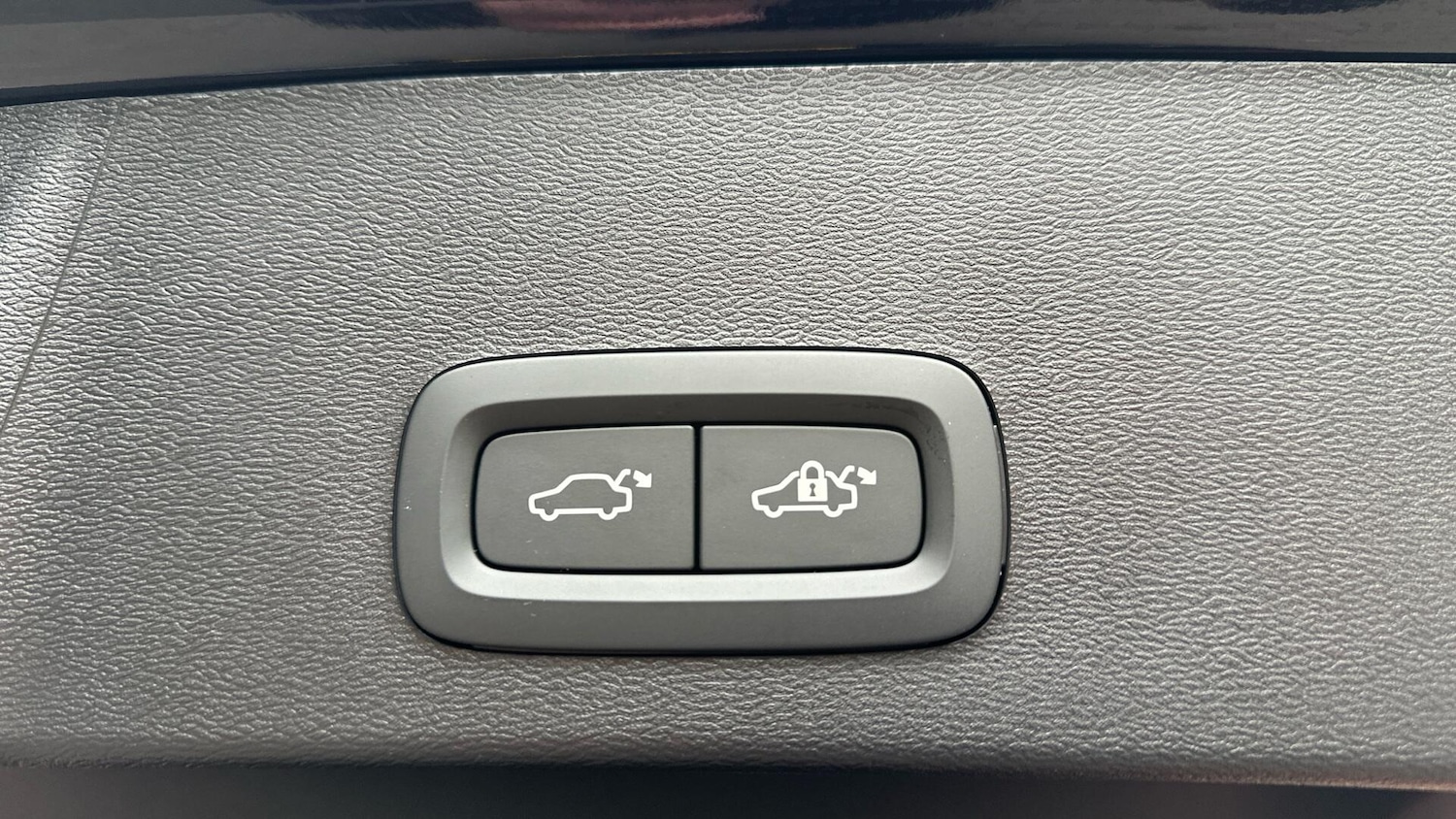 Used Volvo XC40 2025 for sale - 77202482: Photo 26