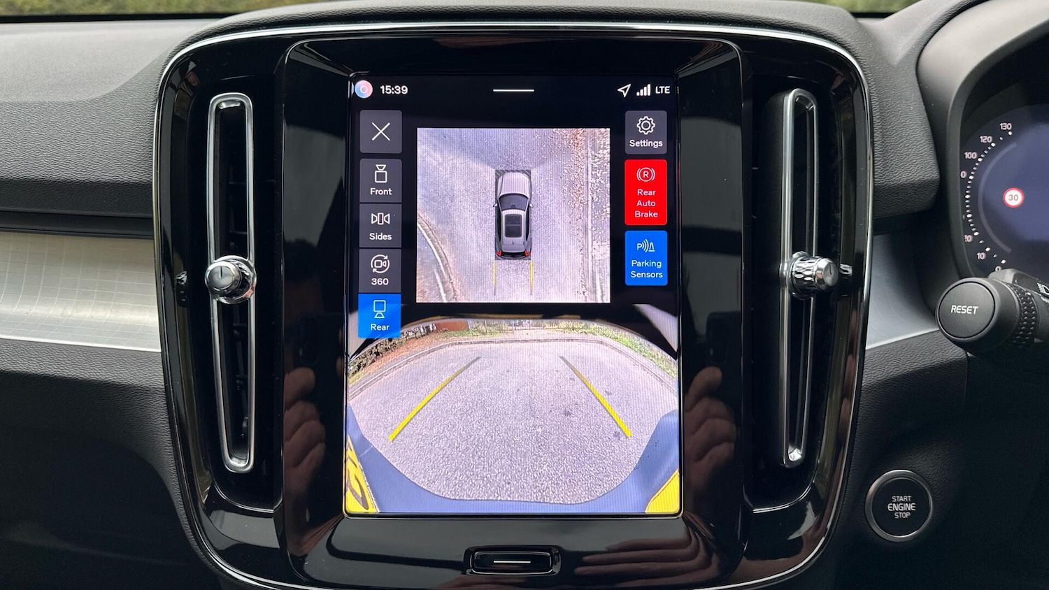 Used Volvo XC40 2025 for sale - 77202482: Photo 39