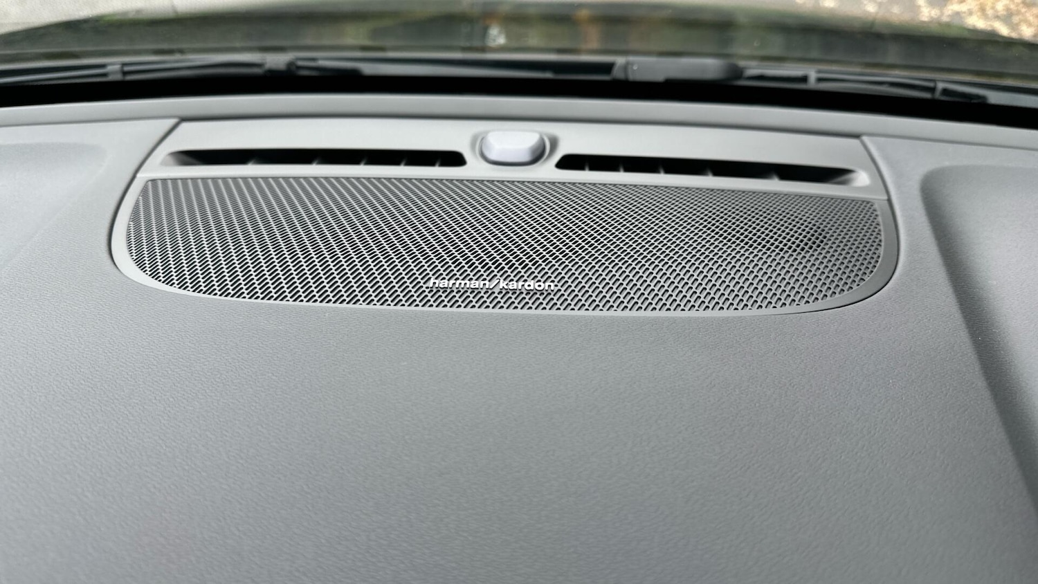 Used Volvo XC40 2025 for sale - 77202482: Photo 47