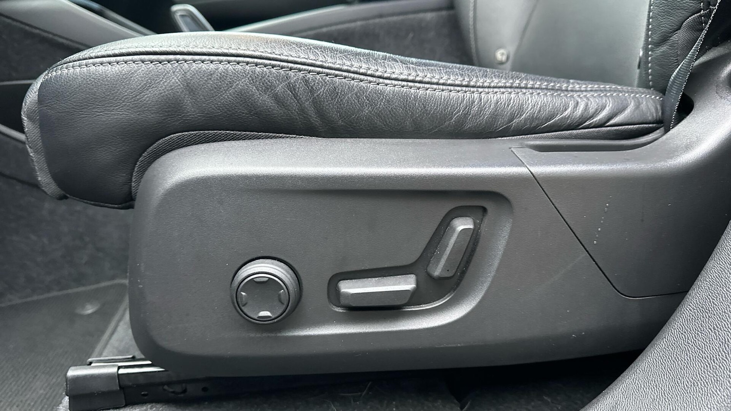 Used Volvo XC40 2021 for sale - 76964608: Photo 39