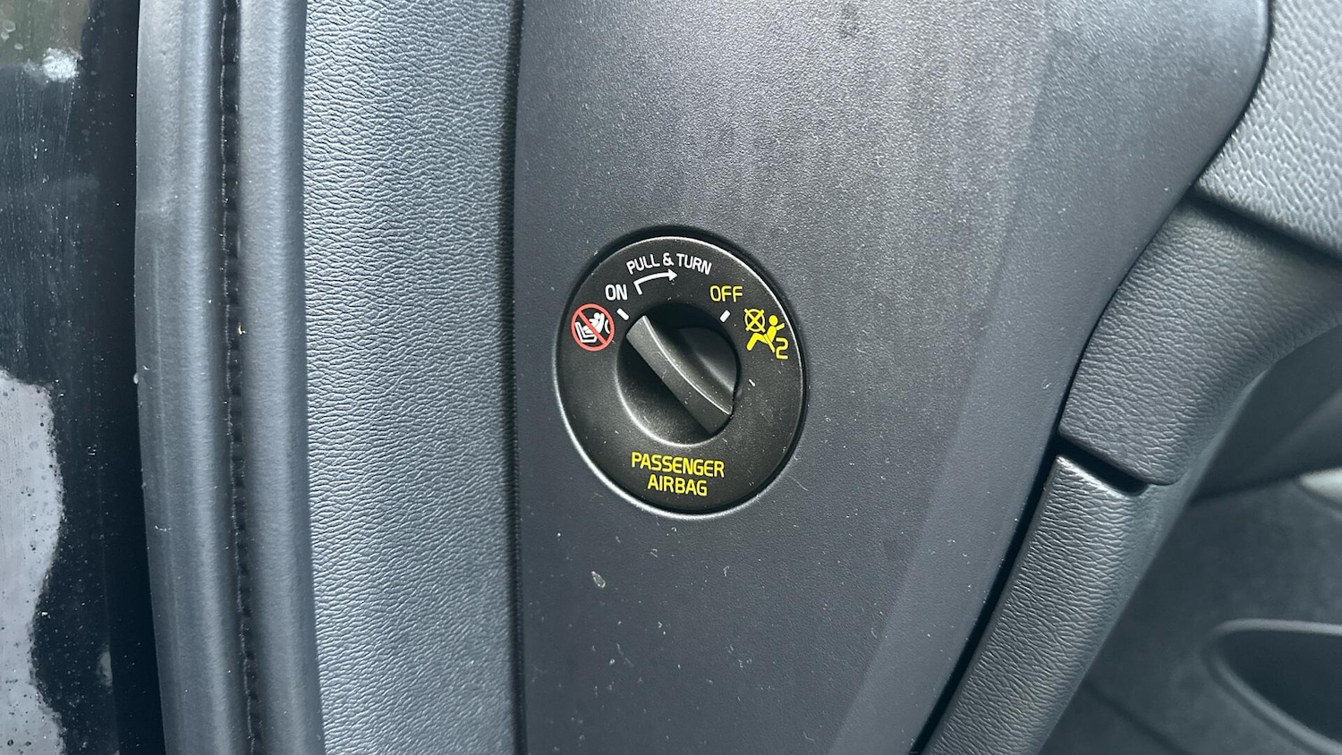 Used Volvo XC40 2021 for sale - 76964608: Photo 40