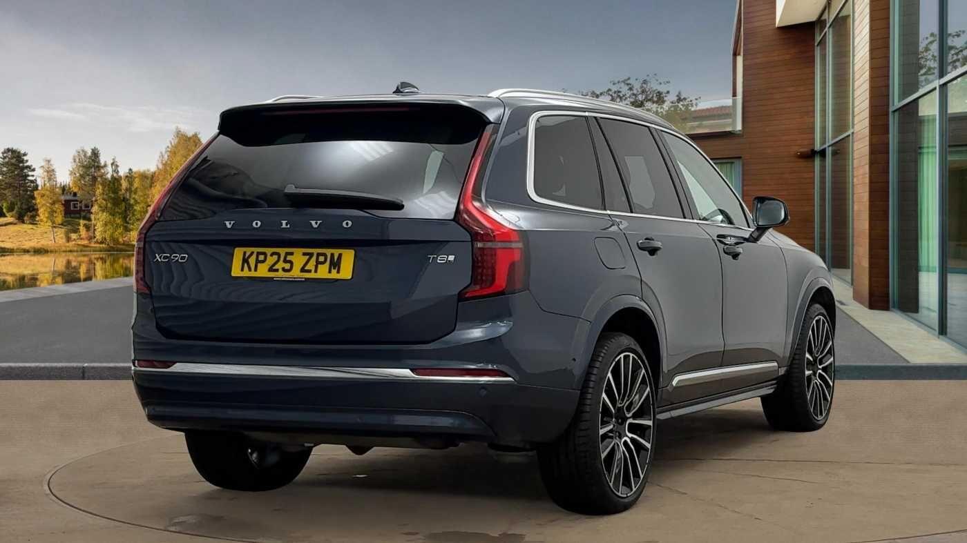 Used Volvo XC90 2025 for sale - 76765307: Photo 3