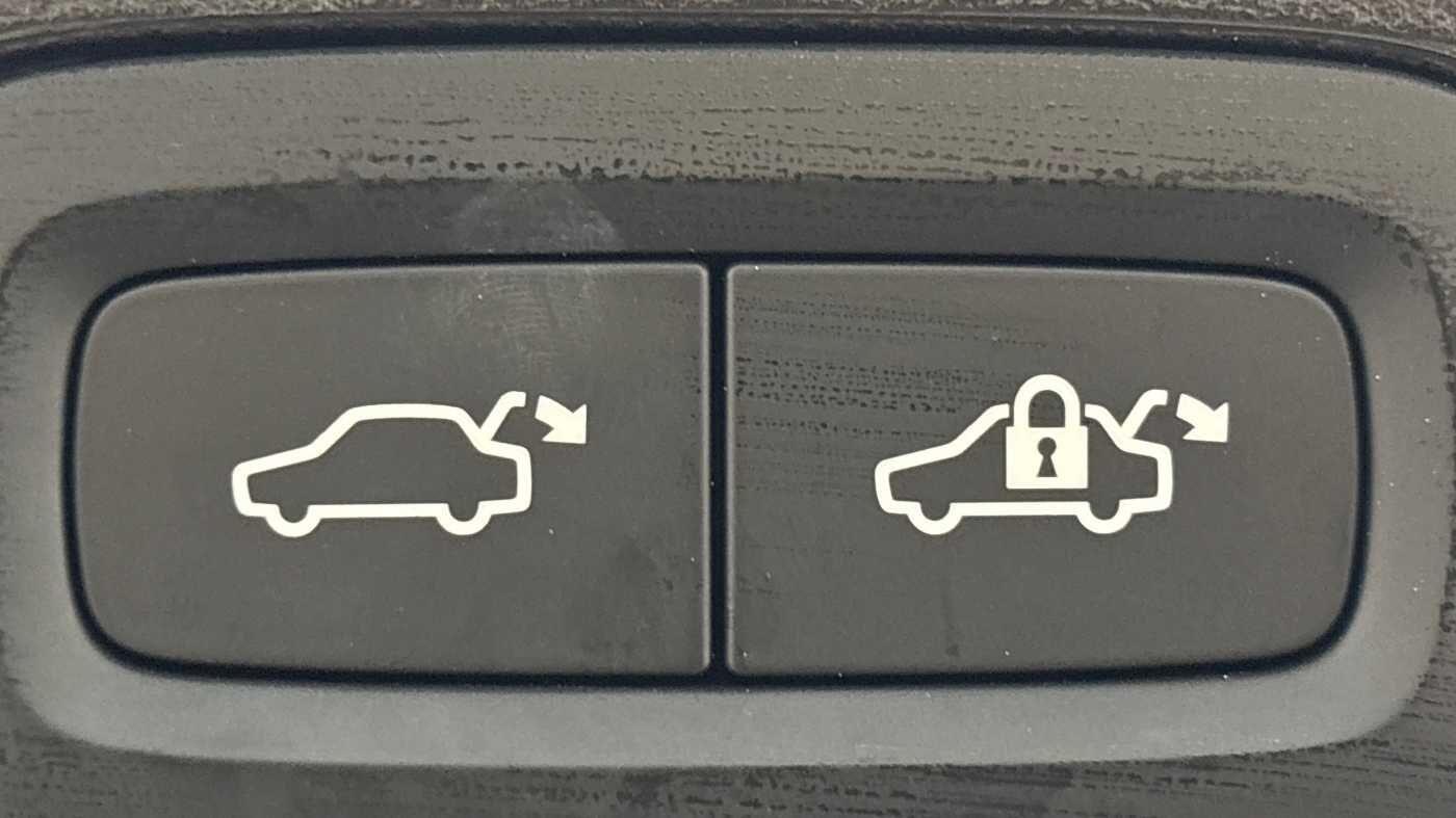 Used Volvo XC90 2025 for sale - 76765307: Photo 30