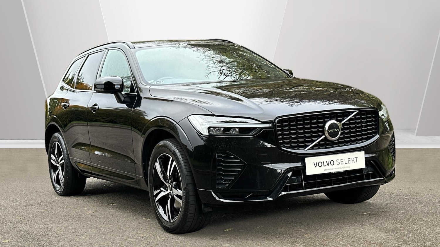 Used Volvo XC60 2022 for sale - 76584862: Photo 1