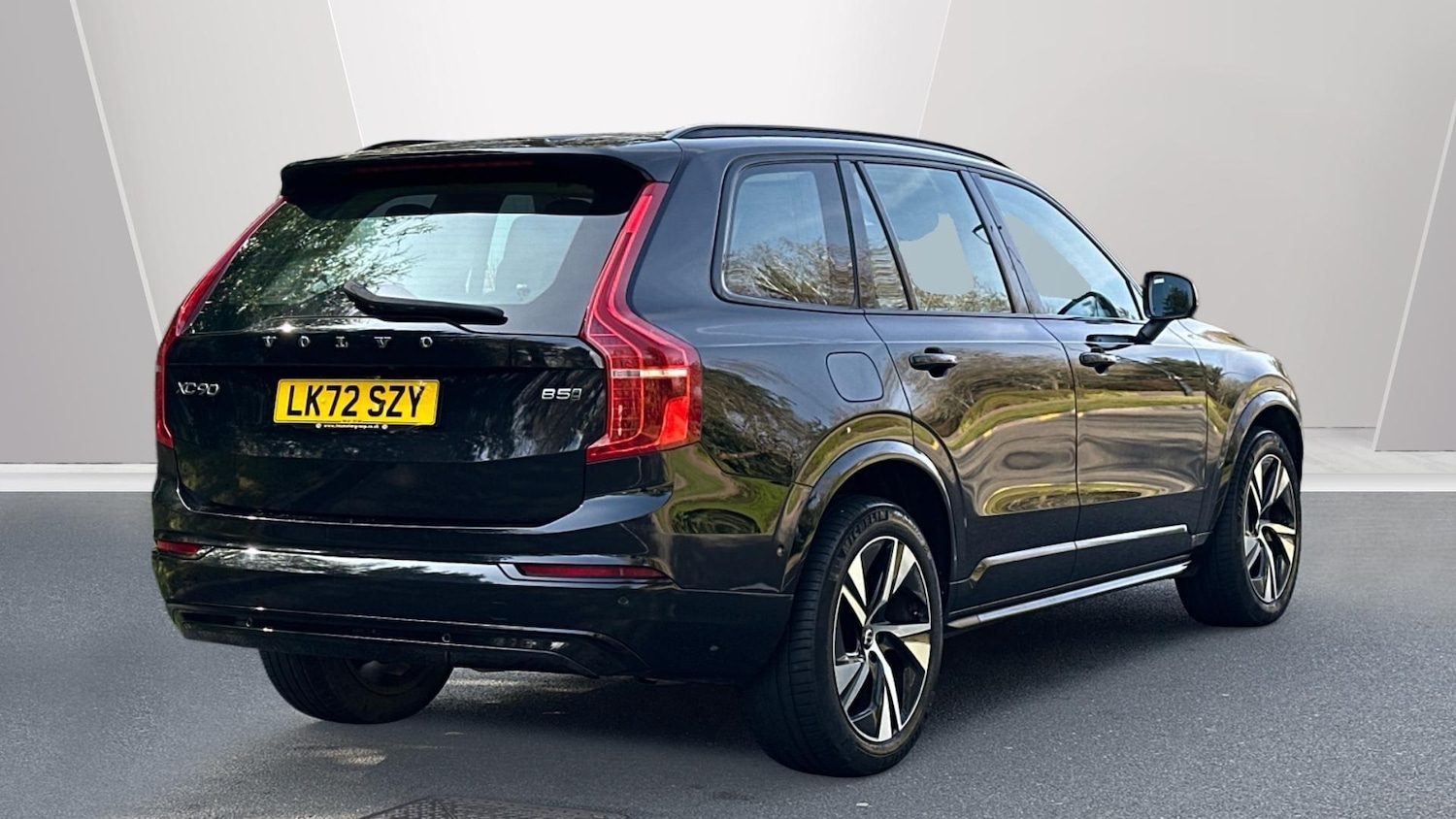 Used Volvo XC90 2022 for sale - 77672952: Photo 2
