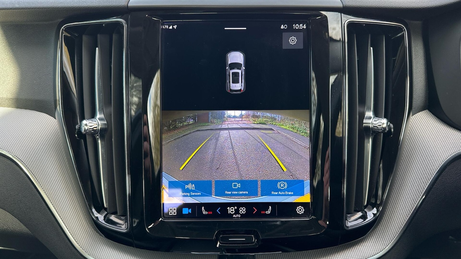 Used Volvo XC60 2023 for sale - 76337814: Photo 18