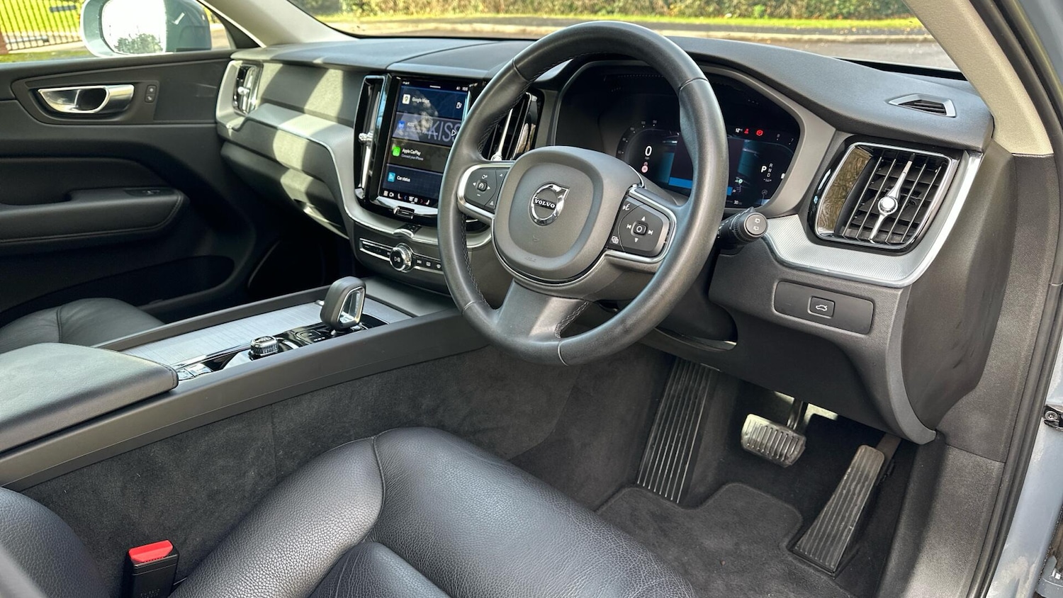 Used Volvo XC60 2023 for sale - 76337814: Photo 4