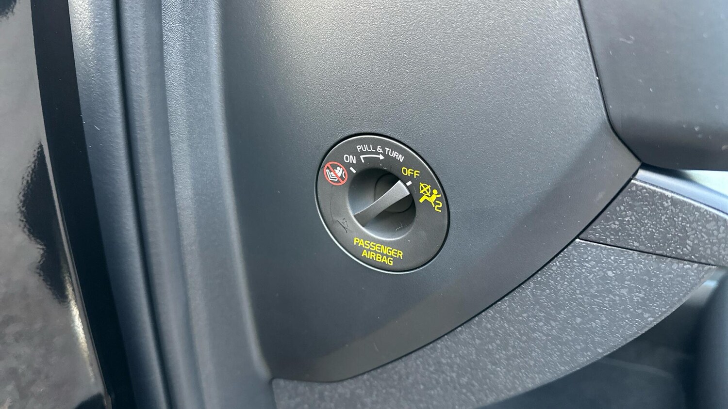 Used Volvo EX30 2025 for sale - 77672943: Photo 30