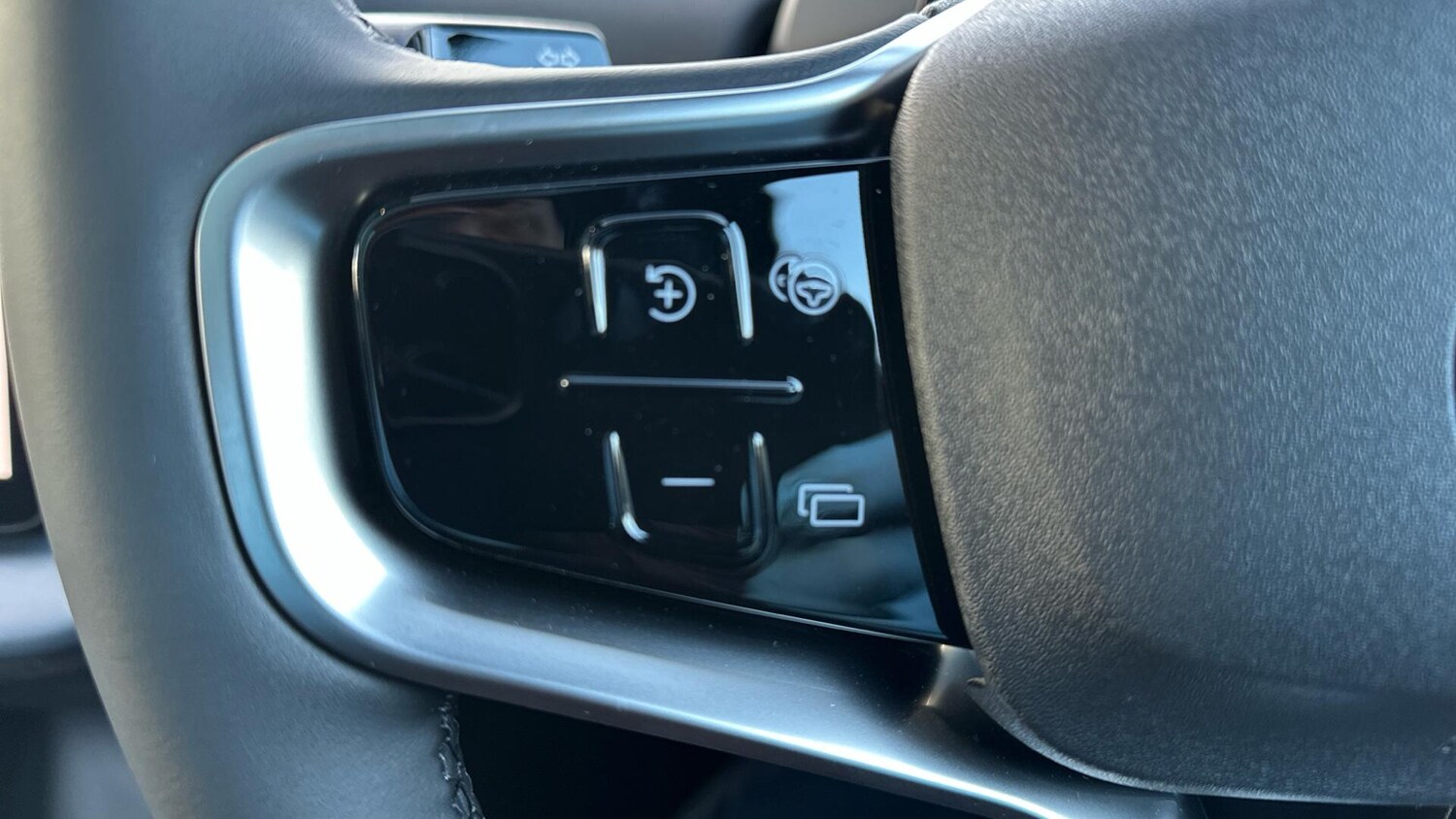 Used Volvo EX30 2025 for sale - 77672943: Photo 45