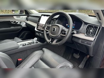 Used Volvo XC90 2025 for sale - 77673007: Photo