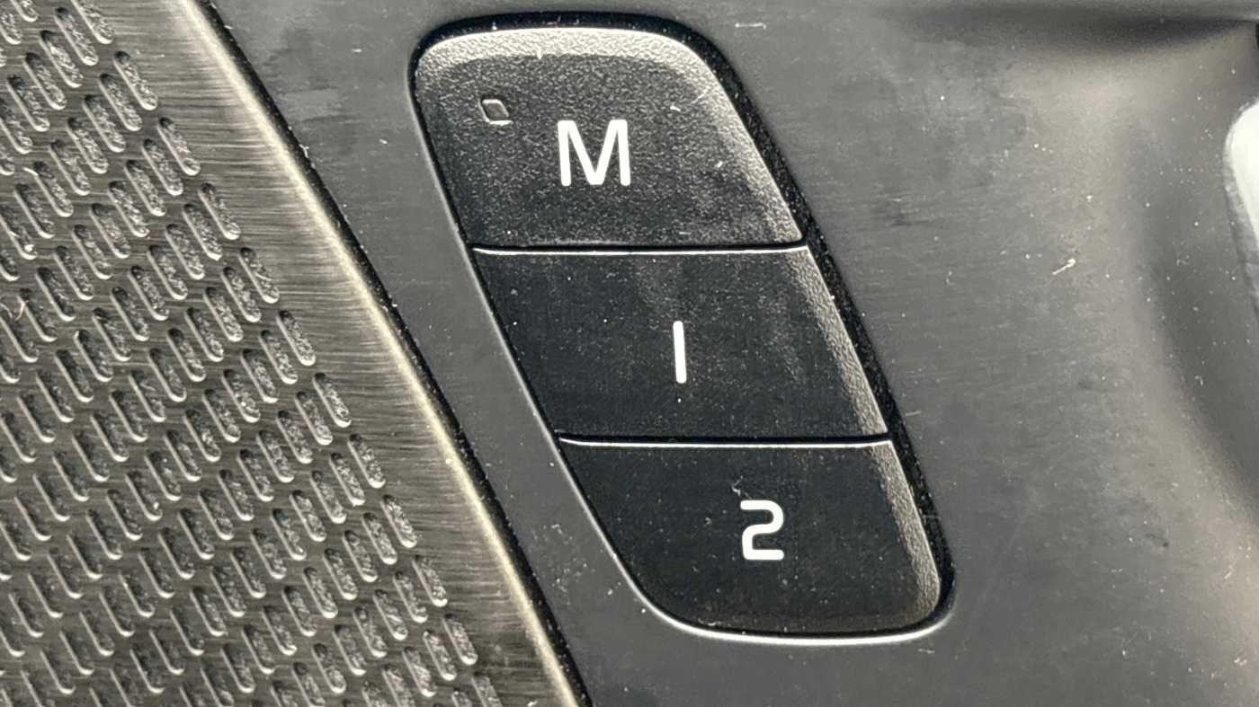 Used Volvo XC60 2025 for sale - 76607546: Photo 26