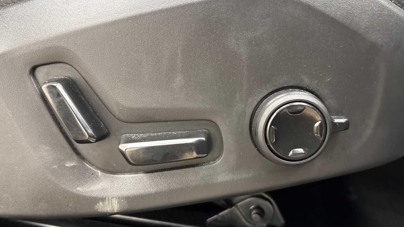 Used Volvo XC60 2025 for sale - 76607546: Photo 28