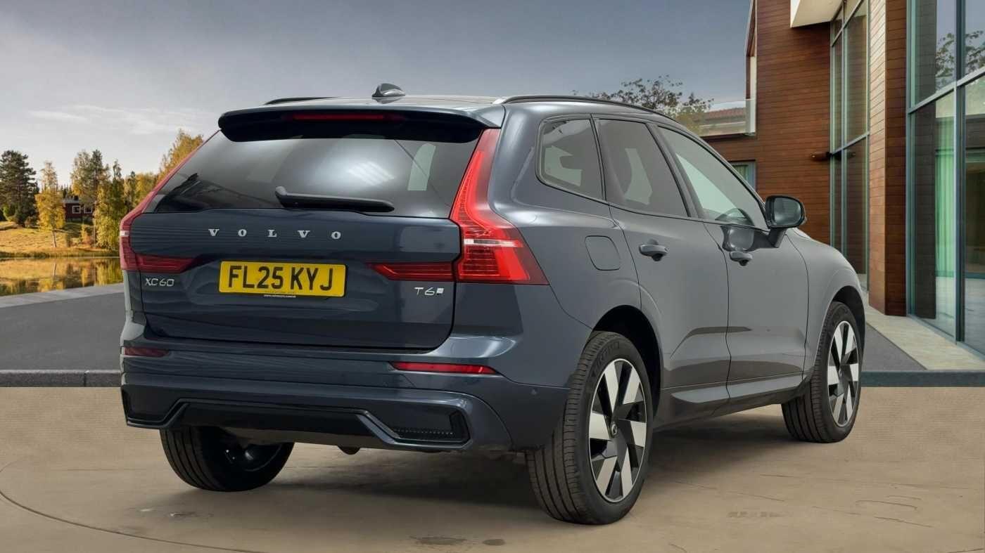 Used Volvo XC60 2025 for sale - 76607546: Photo 3