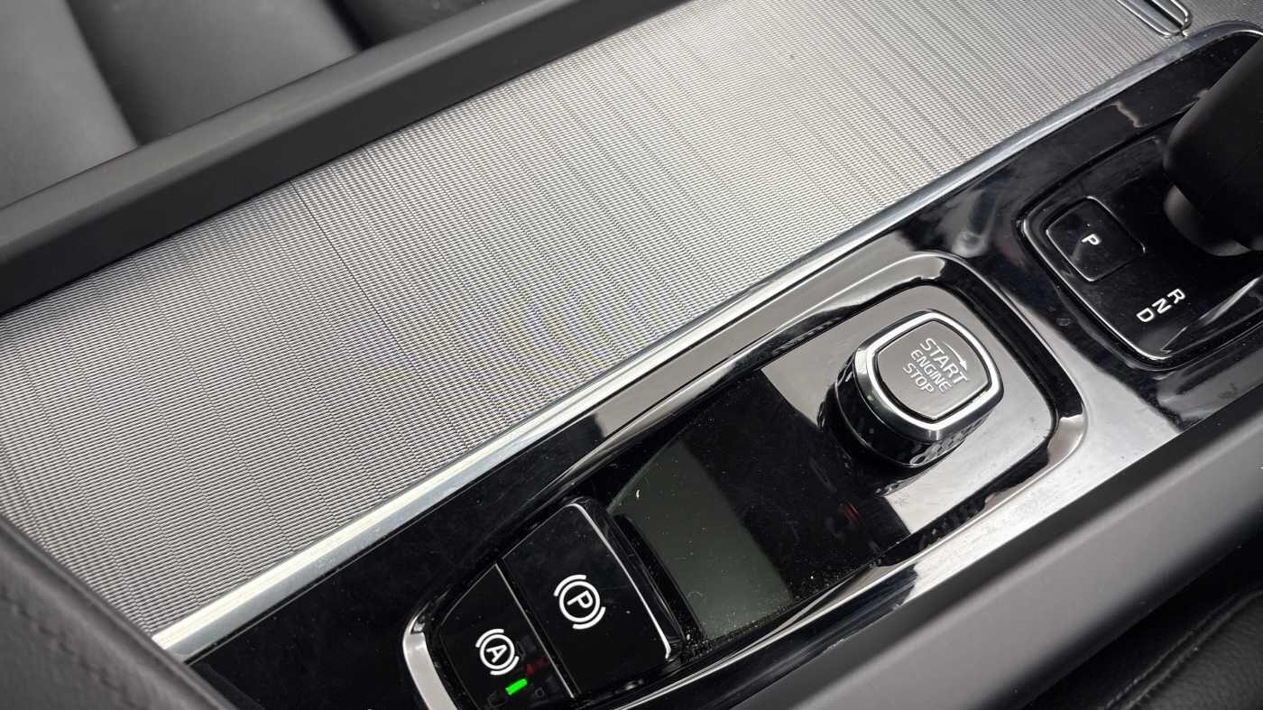 Used Volvo XC60 2025 for sale - 76607546: Photo 32