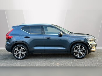 Used Volvo XC40 2021 for sale - 76735060: Photo