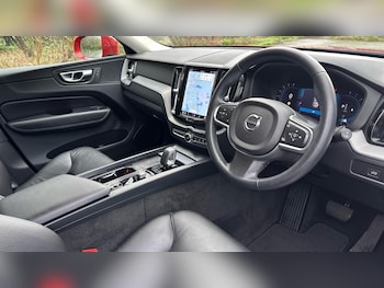 Used Volvo XC60 2023 for sale - 78535988: Photo