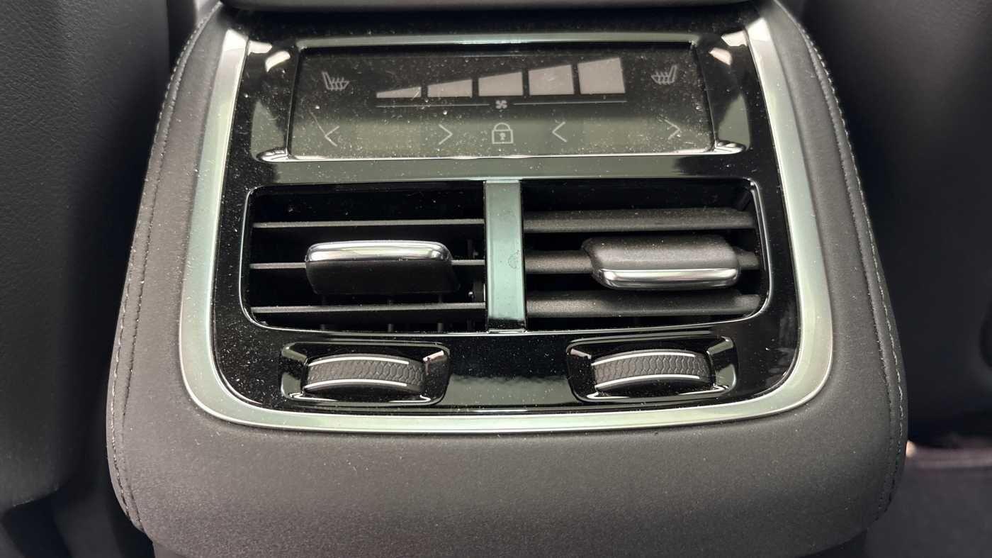 Used Volvo XC90 2025 for sale - 76646237: Photo 17