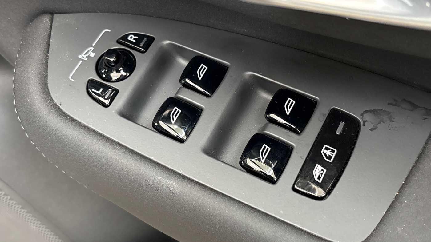 Used Volvo XC90 2025 for sale - 76646237: Photo 25