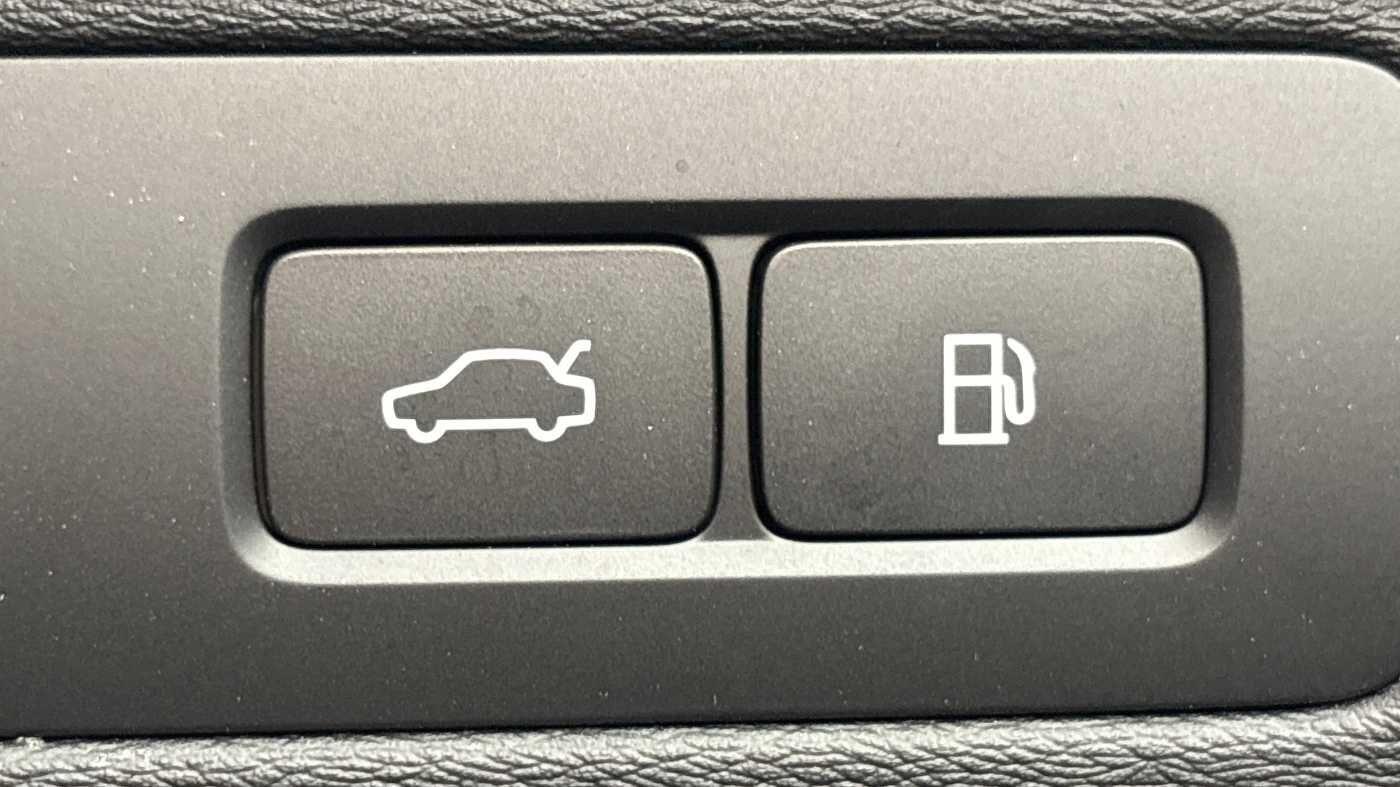 Used Volvo XC90 2025 for sale - 76646237: Photo 30