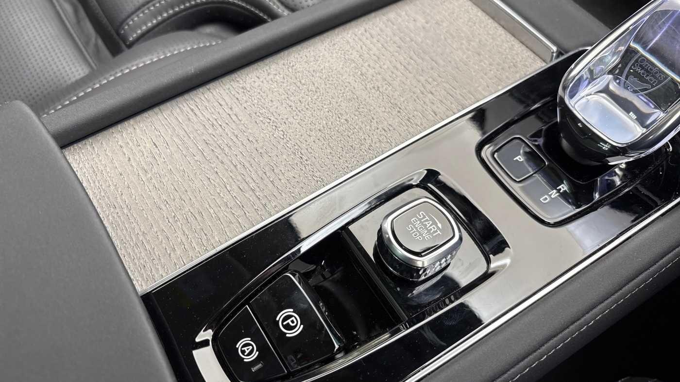 Used Volvo XC90 2025 for sale - 76646237: Photo 32