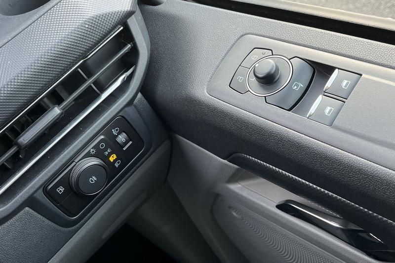 Used Ford Transit Custom 2025 for sale - 76653532: Photo 32