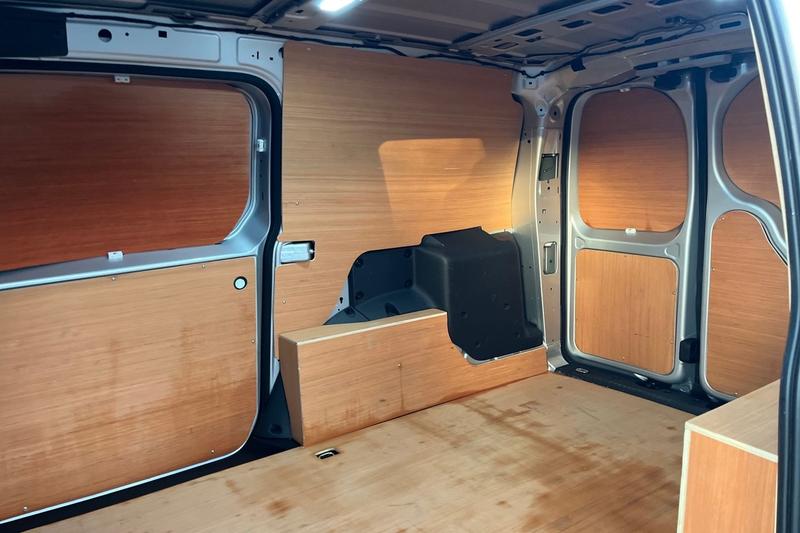 Used Ford Transit Connect 2025 for sale - 76402092: Photo 5