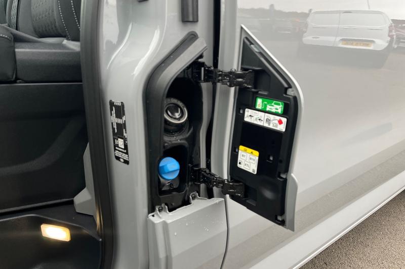 Used Ford Transit Custom 2025 for sale - 76421974: Photo 38