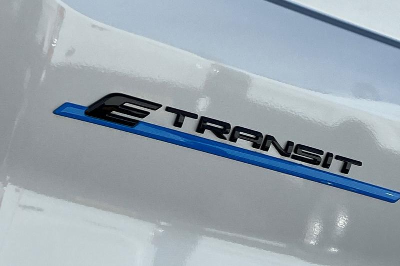 Used Ford E-Transit 2025 for sale - 76190469: Photo 20