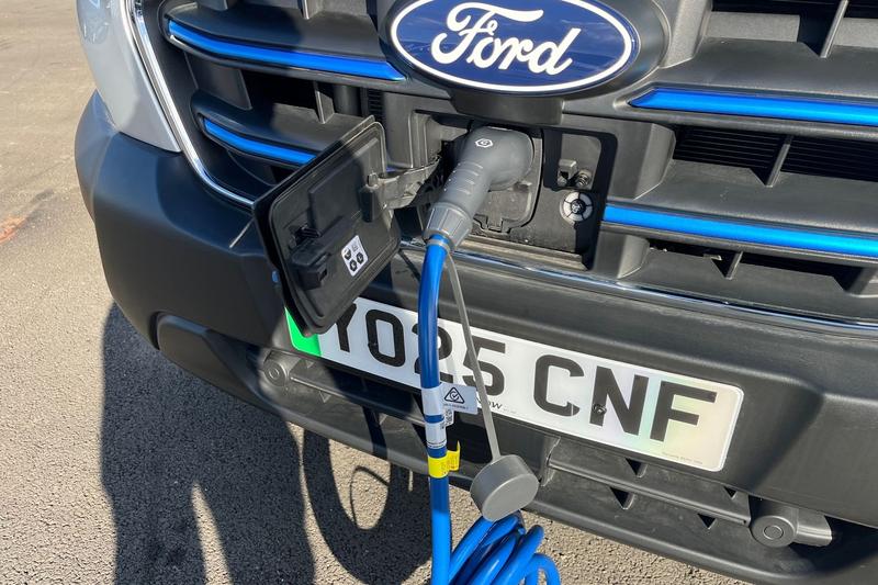 Used Ford E-Transit 2025 for sale - 76190469: Photo 32