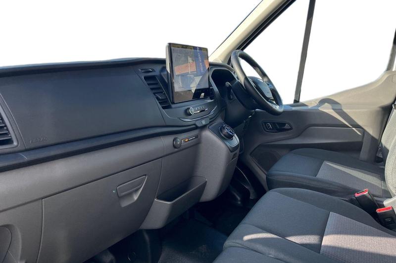 Used Ford E-Transit 2025 for sale - 76190469: Photo 4
