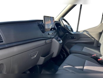 Used Ford E-Transit 2025 for sale - 76190469: Photo