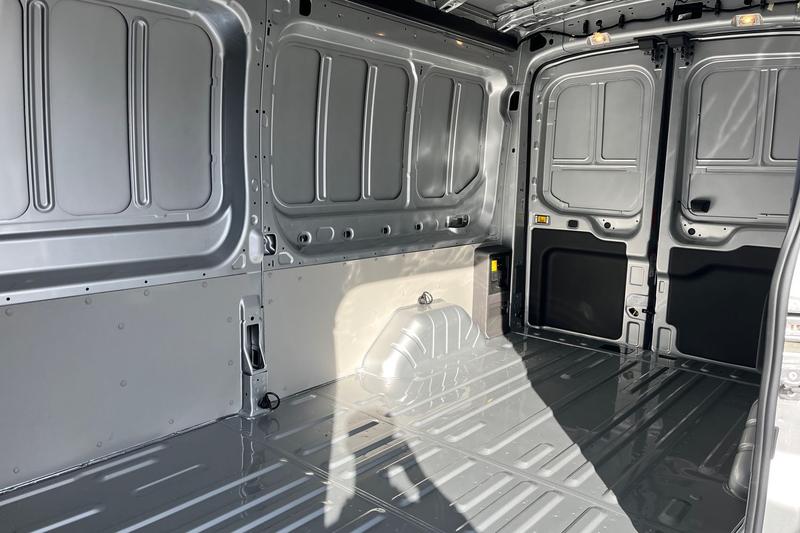 Used Ford E-Transit 2025 for sale - 76190469: Photo 5