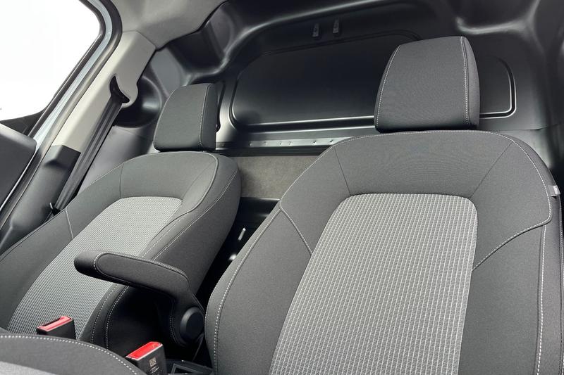 Used Ford Transit Courier 2026 for sale - 77733307: Photo 31