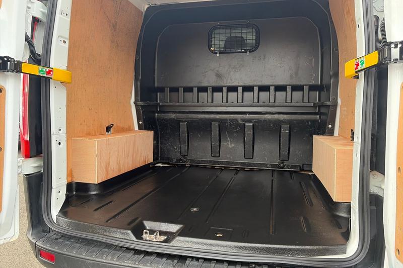 Used Ford Transit Custom 2023 for sale - 77077093: Photo 5