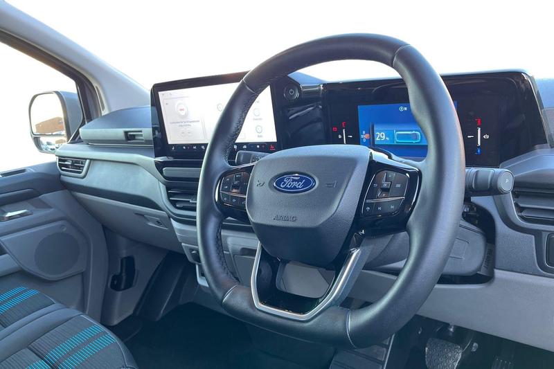 Used Ford Transit Custom 2024 for sale - 77176205: Photo 14